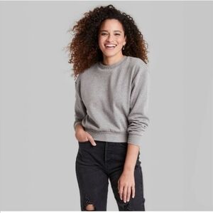 NWT Wild Fable Gray Women's Sweatshirt Size Small